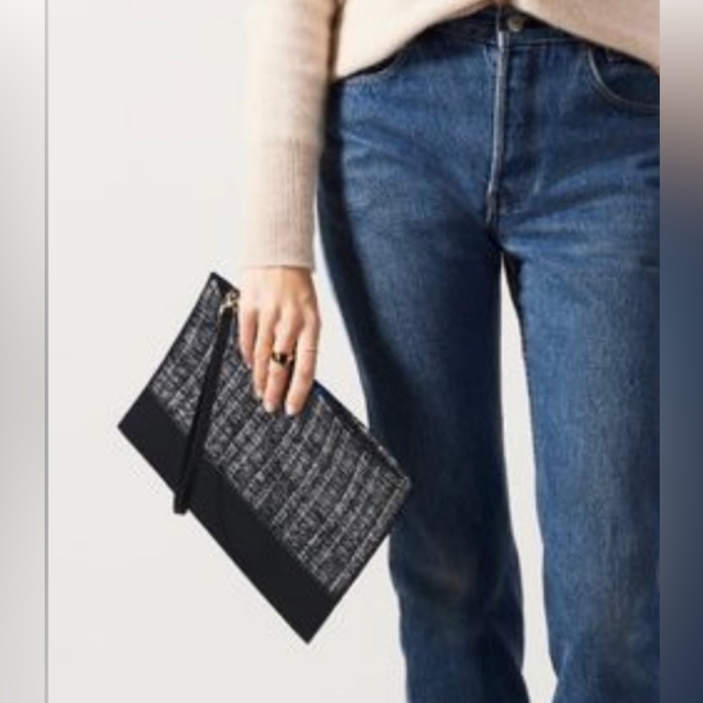 Rothy’s The Wristlet Bag